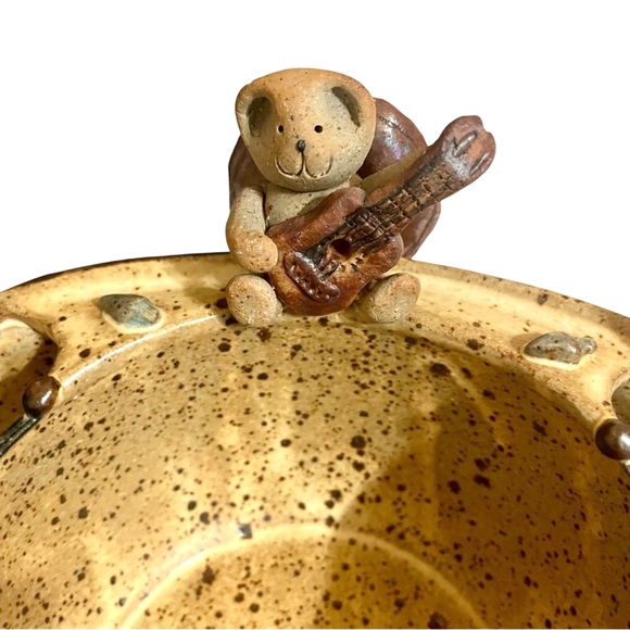 Hand Made Studio Pottery Artist Signed Chip & Dip Platter Bear Playing Guitar - Picture 5 of 12
